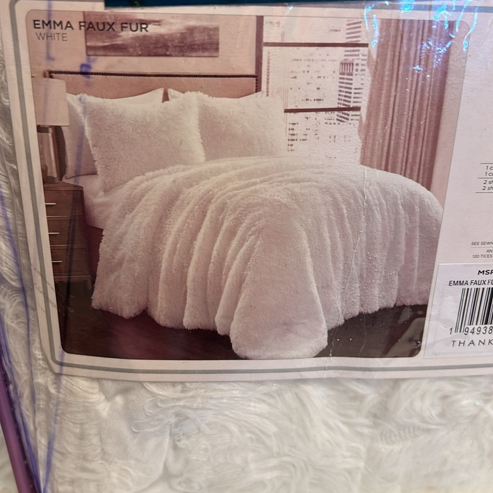 Faux Fur White Bedding Set